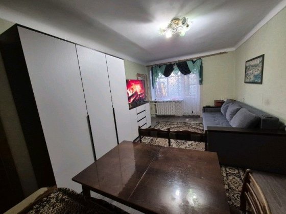 2 ком. в центре, мед.университет,рынок Полтава