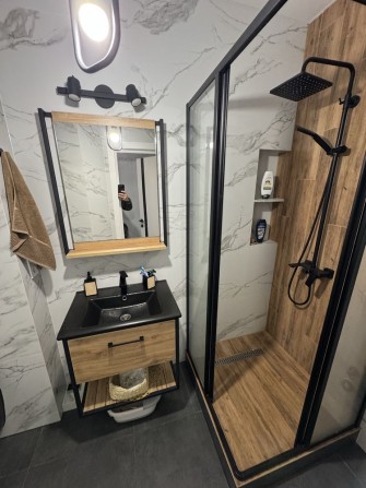 1-К Центр, Юр Академия - фото 1