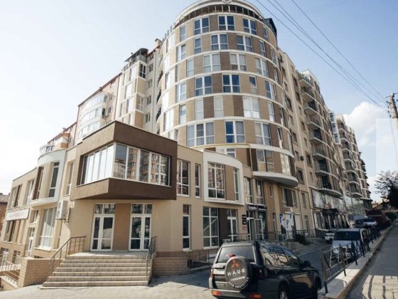 Здам 2 кімнатну квартиру, вул. Героїв Майдану Черновцы