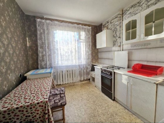 2-кімн., ЕНТУЗІАСТІВ (кінцева зупинка 5-го маршруту) Здам в оренду Черновцы