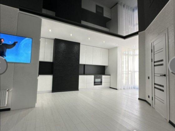 Оренда квартири двух кімнатної 75кв ново будова . Черновцы