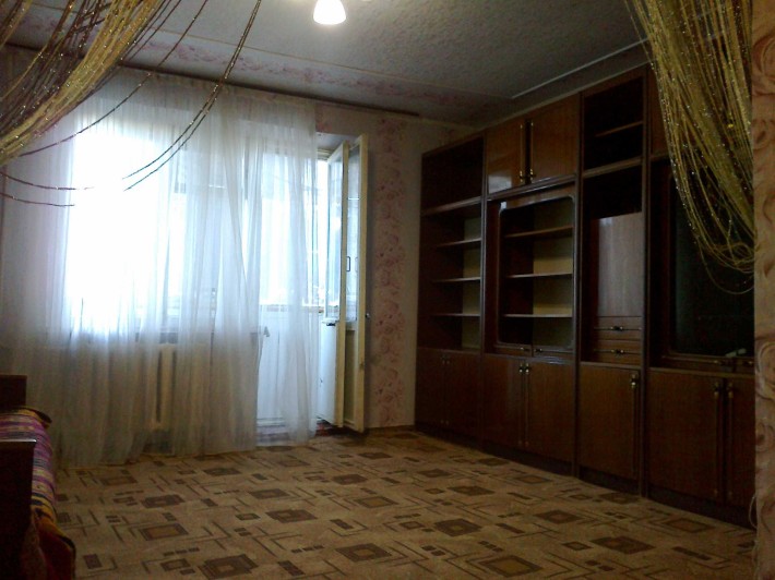 Сдам отличную квартиру с техникой и мебелью возле Голливуда. - фото 1