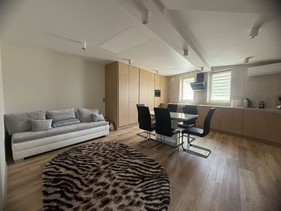 Оренда квартири в центрі 600$ Ужгород