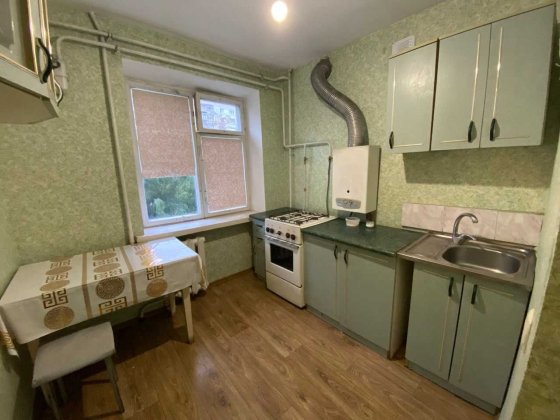 1-кім квартира в цегляному будинку , р-н Громова