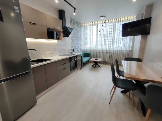 ЖК"Лебединий , Перша Здача, метро Харьківська 2 хв.пішки Київ