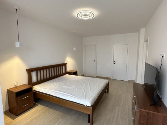 Здається 2-кім.новоб. + кухня-студія на вул. Київській,31 (центр) Черновцы