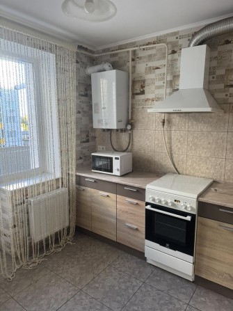 Автономка! Оренда 1 кімнатної квартири в районі Hollywood - фото 1