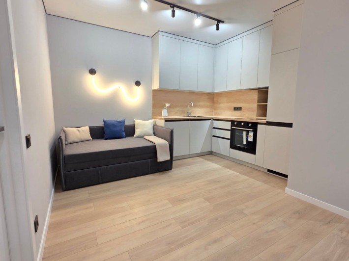 Оренда двокімнатної Родини Кристерів 14, Ретровіль - фото 1