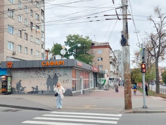 Здам 3 кімнатну квартиру район готель  Україна Чернігів