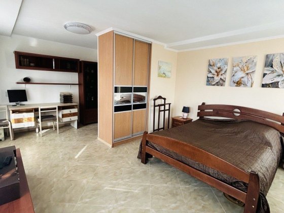 Здається 2-х кімнатна квартира центр города Черкассы