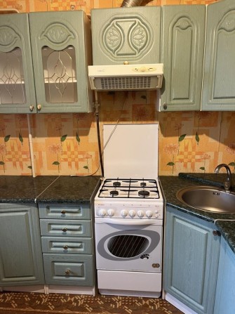 Сдам 1 комнатную квартиру ! - фото 1