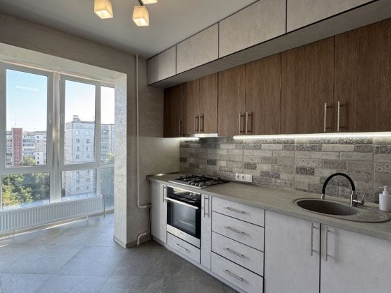 Оренда 1-но кімнатної квартири в центрі міста,ЦУМ Чернигов