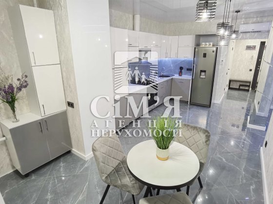 Здам шикарну квартиру VIP - класа в новому елітному ЖК Родинний маєток Винница