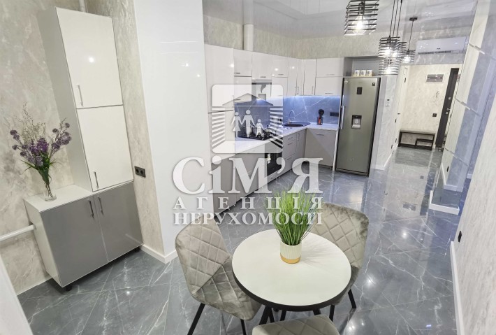 Здам шикарну квартиру VIP - класа в новому елітному ЖК Родинний маєток - фото 1