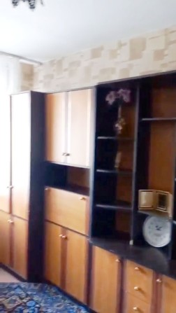 ЗДАМ 1 кімн. Вул ПАРКОВИЙ ПРОЇЗД - КОМАРОВА, напроти парк Жовтневий - фото 1