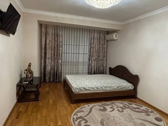 Здається 2-кімнатна квартира по вул. Миру / Будівельників Чернівці