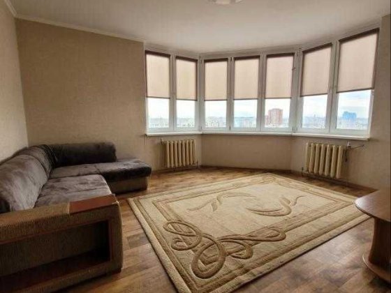 Здам у оренду 2-кім. квартиру на Харківському шосе 152 Київ