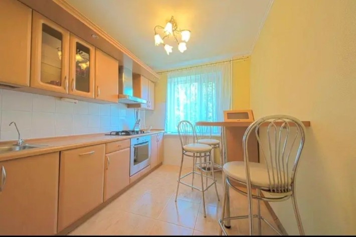 Оренда 2 кімнатної квартири Лукьянівка - фото 1