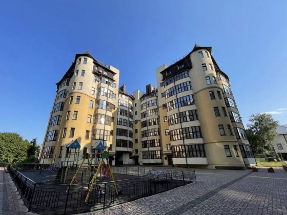 КЛАСНА 3-кім VIP “новобуд” О.ПЕТРИЩУКА(колишня Суворова)парк ШЕВЧЕНКА! Черновцы