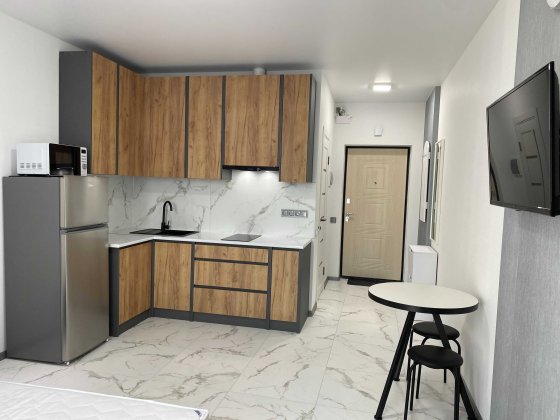 Каменська 127 Сдам шикарну 1но кімнатну студію метро "Вирлиця" Київ