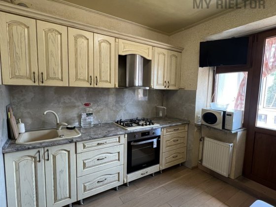 Оренда двокімнатної квартири по вул.Айвазовського Ужгород