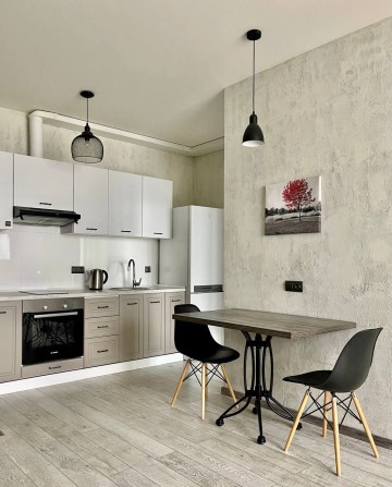 Оренда . ЖК Солом'янська 20, ГЕНИРАТОР ! Паркінг - фото 1