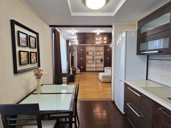 Оренда двокімнатної поруч з центром вул Грушевського. Черкассы