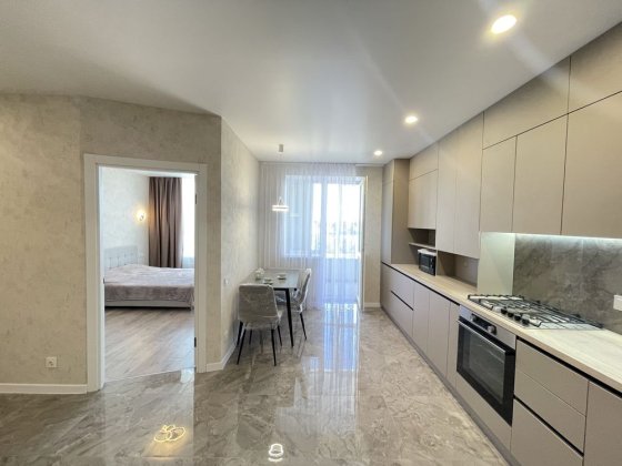 Оренда євродвушки з сучасним ремонтом і додатковим живленням! Чернігів