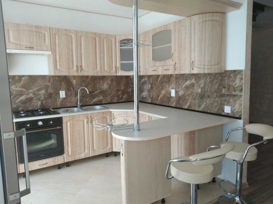 Оренда двохярусної 3-кімн квартири/Боздош Ужгород