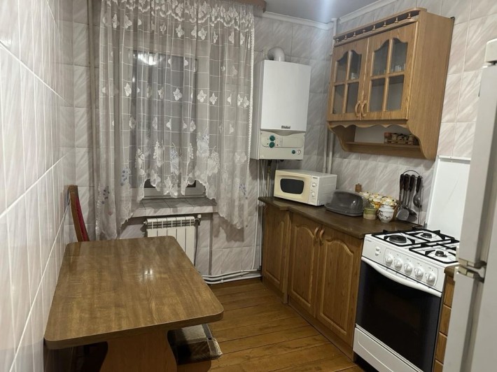 3к квартира на Замостянській, опаленнч АГВ - фото 1