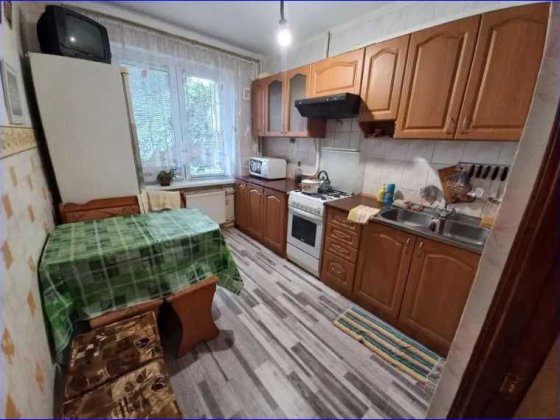 Здається 2 кімнатна квартира в центрі Черкассы