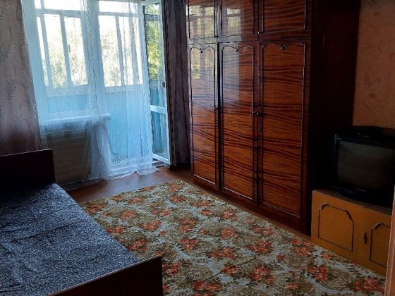 Сдам 2х кімнатну квартиру  на проспект Левка Лук'яненка(Рокосовського) Чернігів