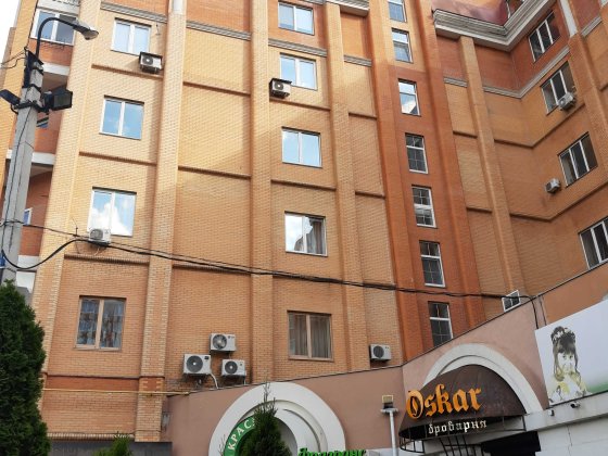 2 кімнати, центр, елітний будинок. 2й поверх. Без посередників. Черкассы