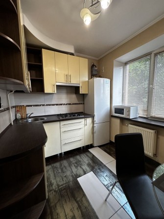 Оренда 2-к в центрі - фото 1