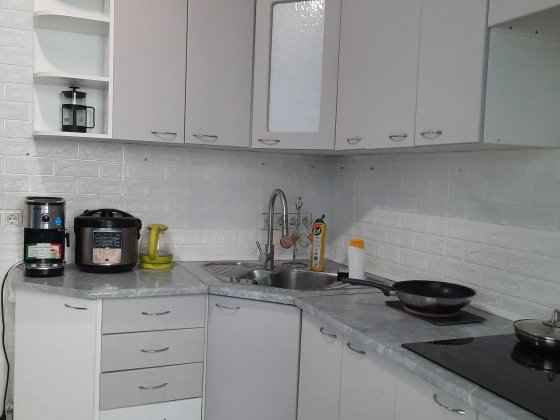 Здається простора 4кім.квартира,пр.П.Григоренка 13, без меблів Київ