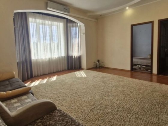 Здам 4 к квартиру в центрі міста Винница