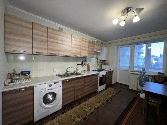 Здається чудова 2 кімнатна квартира на Старому Місті. Вінниця