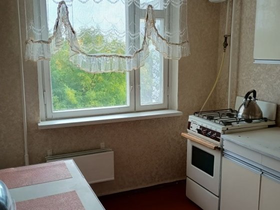 Здається 3 кімнатна квартира Руставі Черкаси