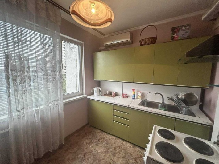 Оренда трикімнатної квартири просп.Глушкова 25. м.Теремки 2хв - фото 1