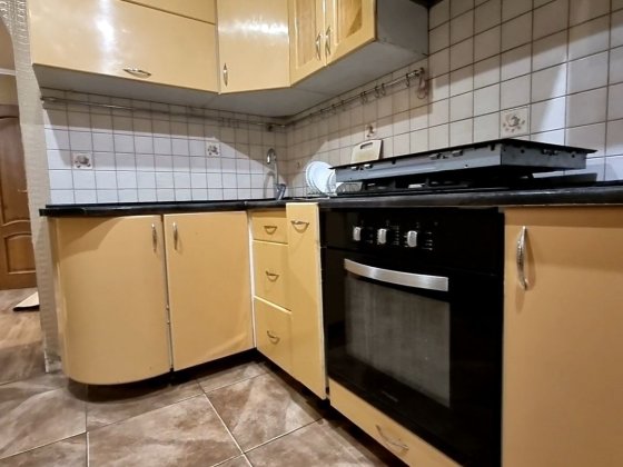 Свободна! От месяца.  2 х к кв. Раздельные комнаты. Левый б Дніпро