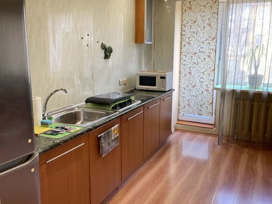 Сдам 1-комн.кв. Студия. Гагарина, Казакова, Лизы Чайкиной 3. Дніпро