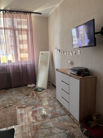 Здам у довгострокову оренду 1-кім кв по вул. Г. Хоткевича 10 - фото 1