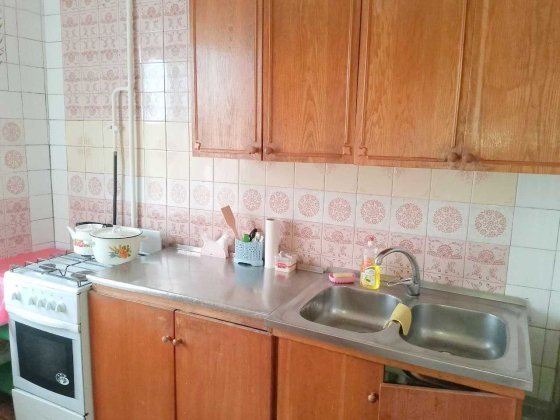 2кімнатна з усіма меблями і технікою на Пухова, р-н Рокосовського Чернигов