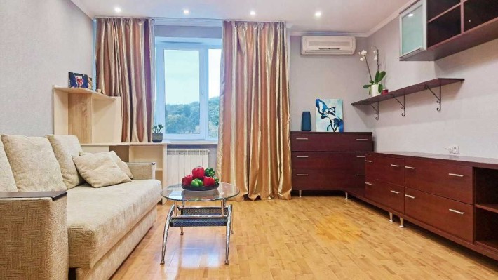 Оренда стильної квартири в центрі Києва  вул. Казимира Малевича, 83 - фото 1