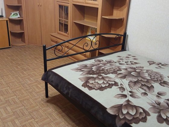 ПОЗНЯКИ.1-к.42м2.Ремонт,бойлер,сучас.меб,ліжко,WіFi,мПозняки,12хв.пішк Київ