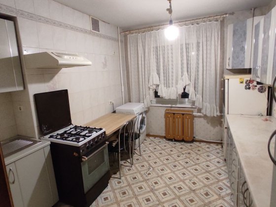 Сдаю трёхкомнатную квартиру пр. Александра Поля 44. Днепр