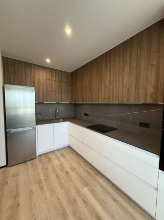 Оренда квартири в центрі міста з евроремонтом. - фото 1