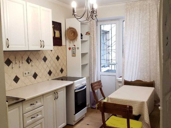 Здам 3р., вул.Радченко,4, ремонт, 2 поверх, 74м2, Солом'янський рн Київ