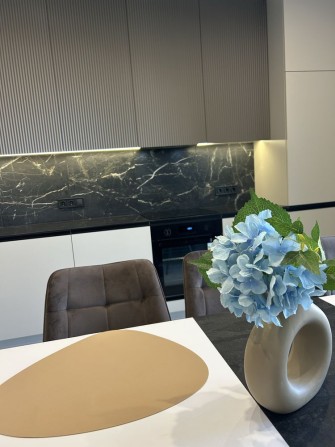 Перша здача! Оренда простороі 3 кімнатрюноі квартири в ЖК Причал 8 - фото 1