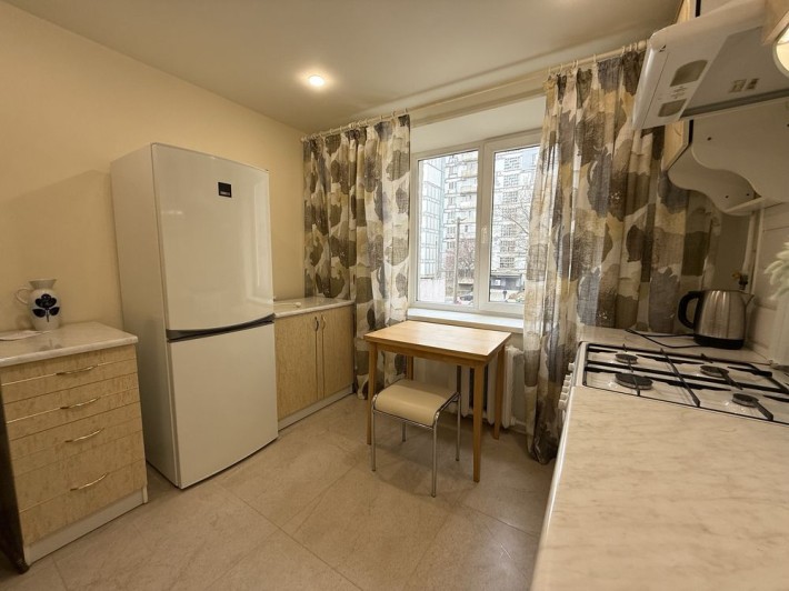 Актуально!!! 2 ком. Тополь 2/7а - фото 1